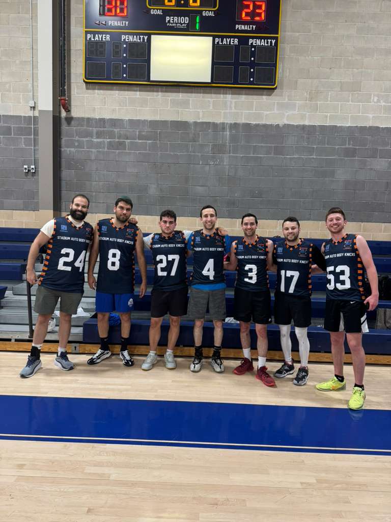 Stadium Auto Body Knicks team photo