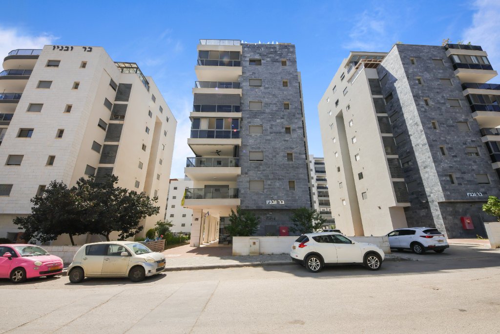 אירוס 3 - דותן צילום ומיתוג
