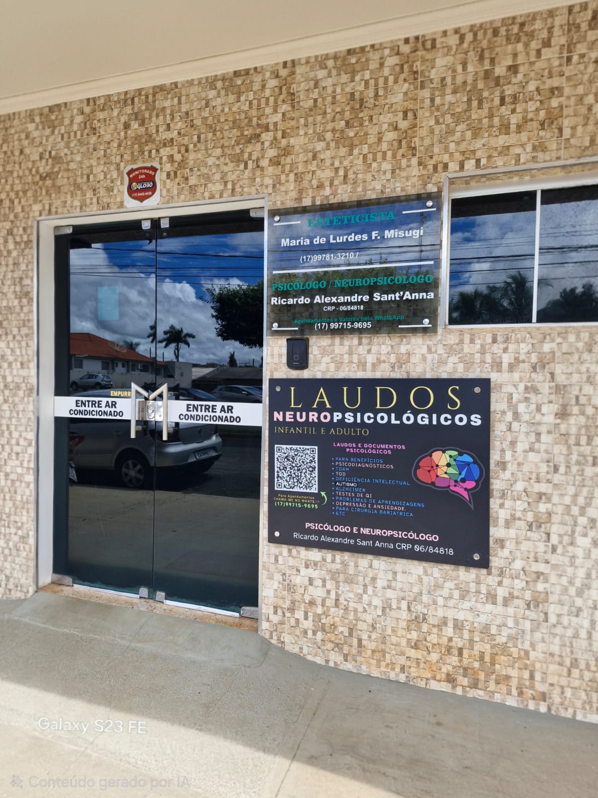 Fachada do consultório em Ouroeste