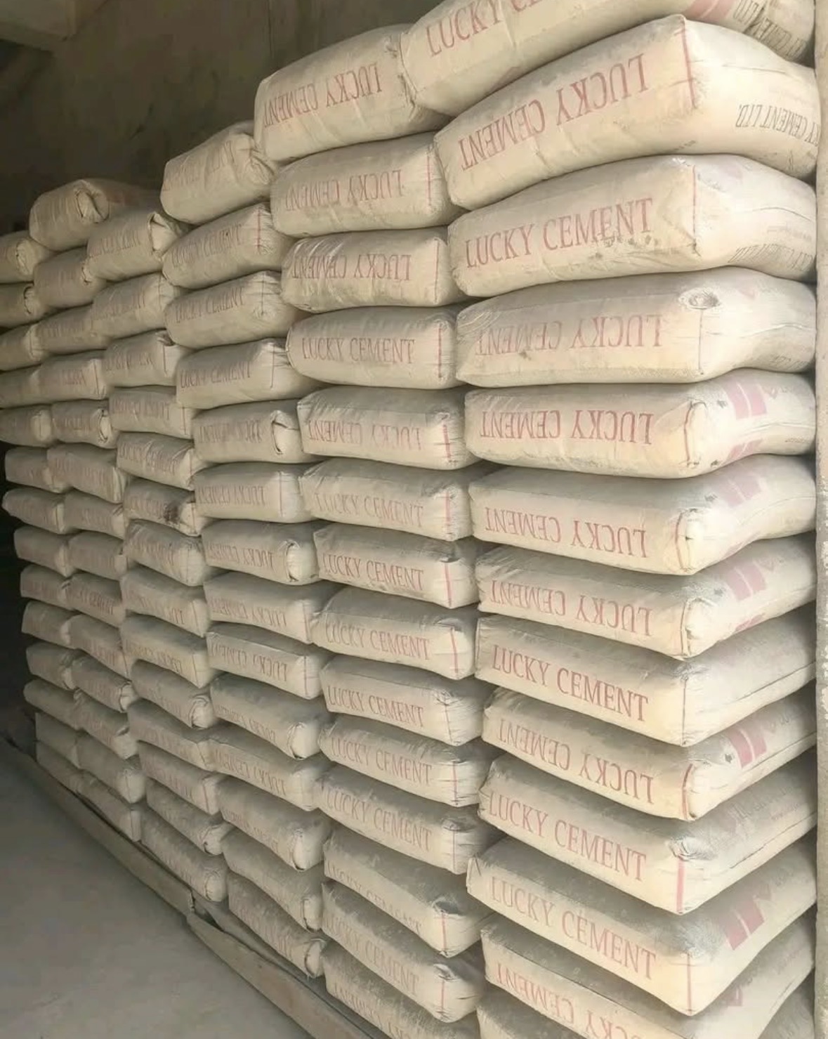 Ciment Lucky Cement - Lot de sacs (stock chantier)