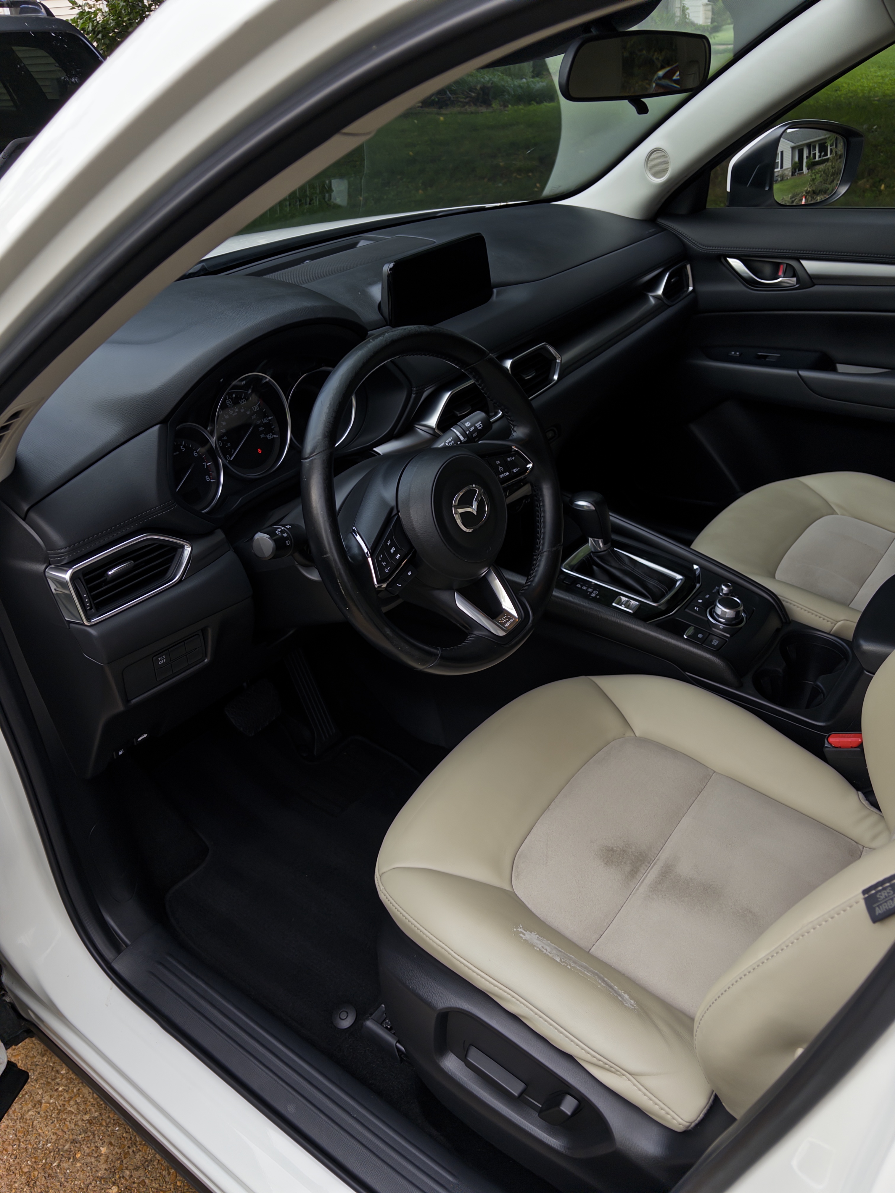 Mazda CX-5 Front Interior