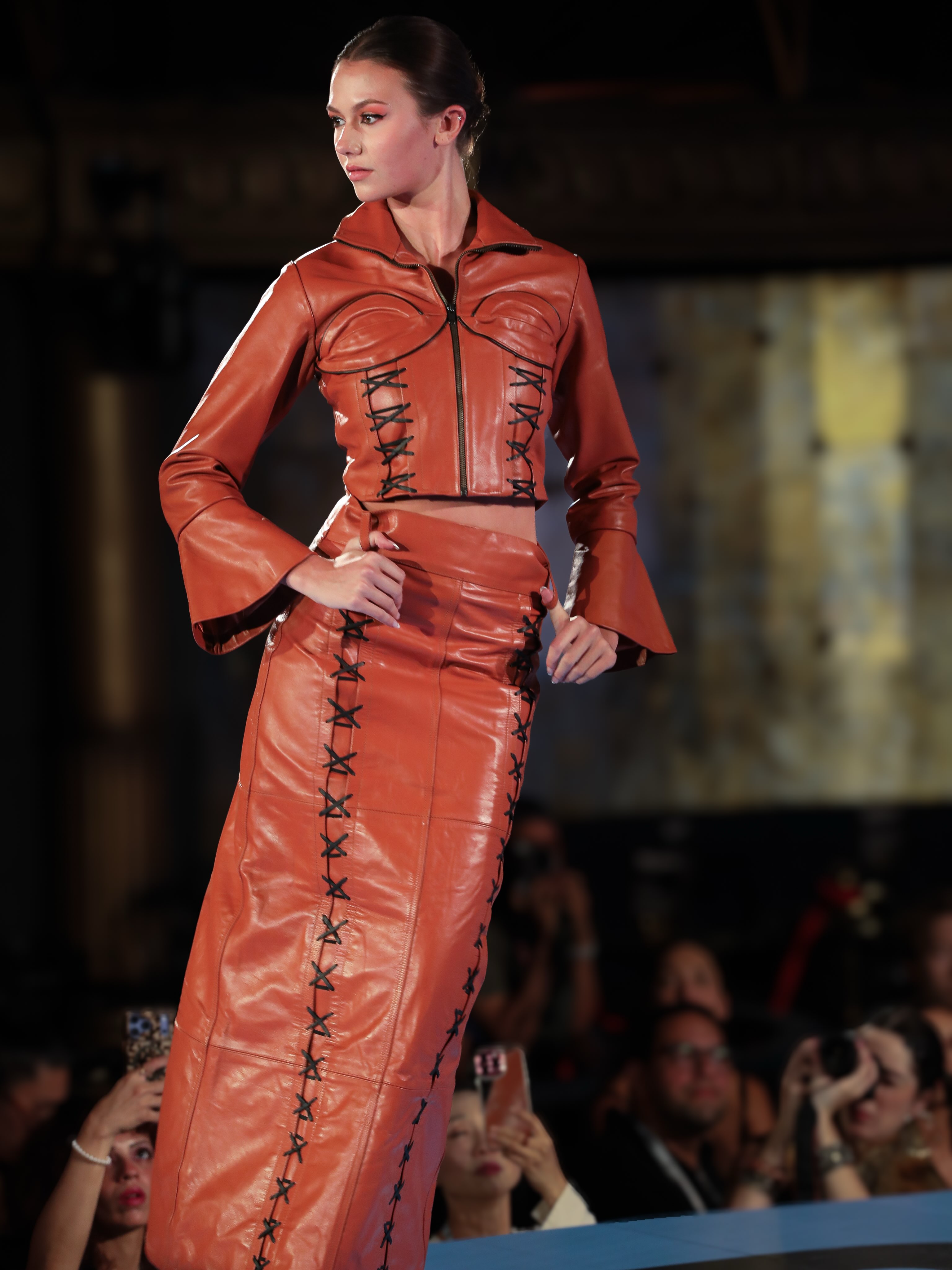 Elyse Hofer — Terracotta Lace