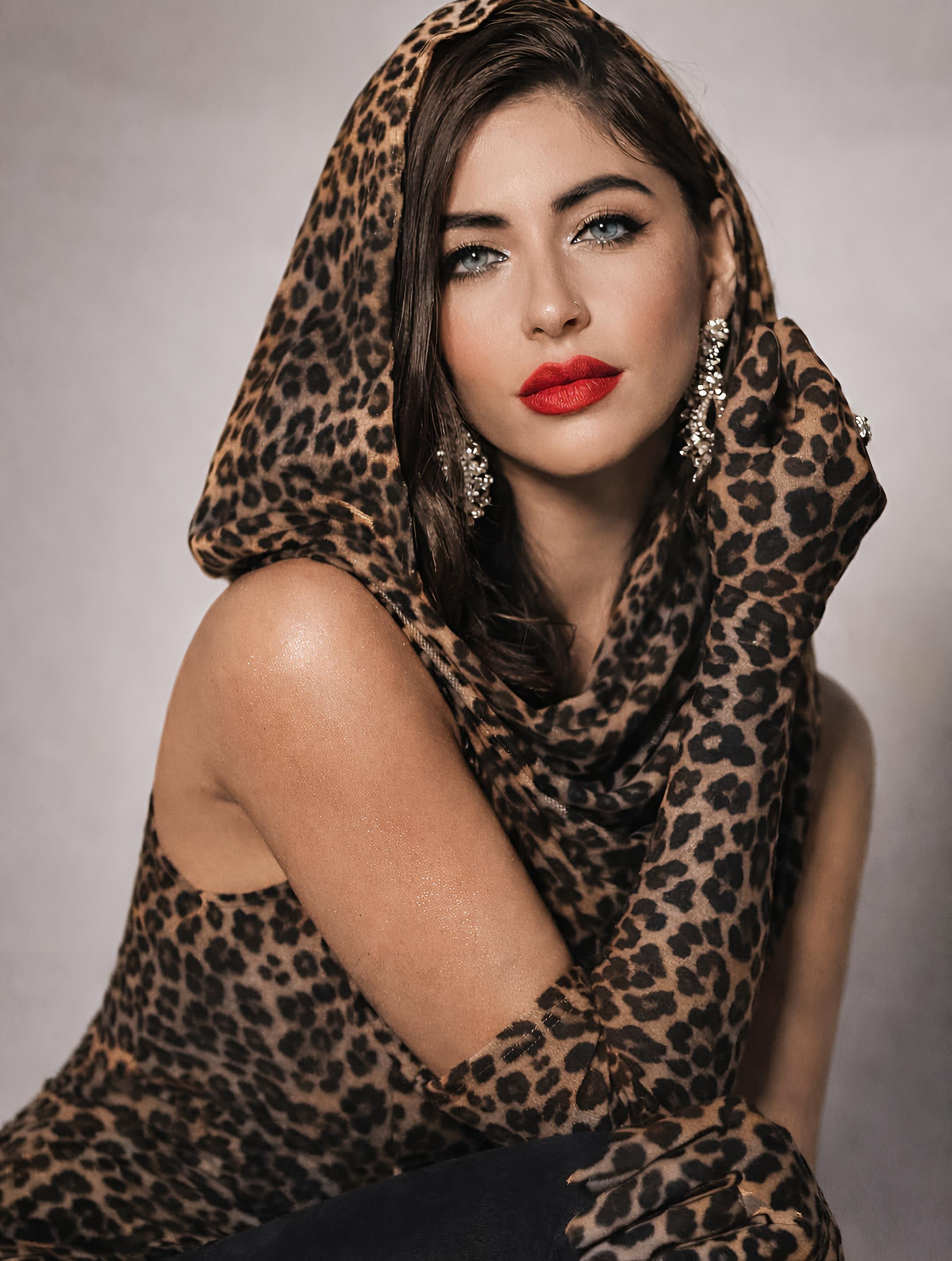 Ayse Top