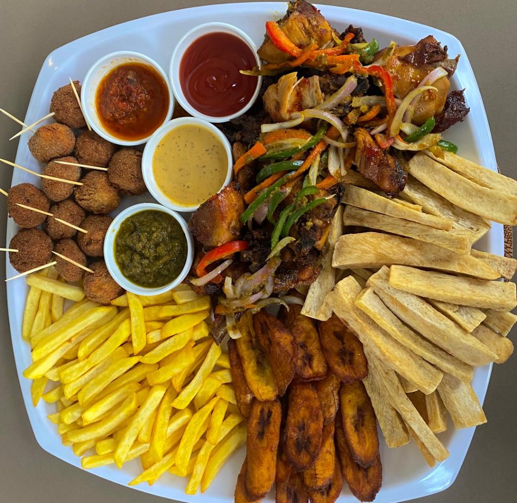 Signature Sharing Platter 2