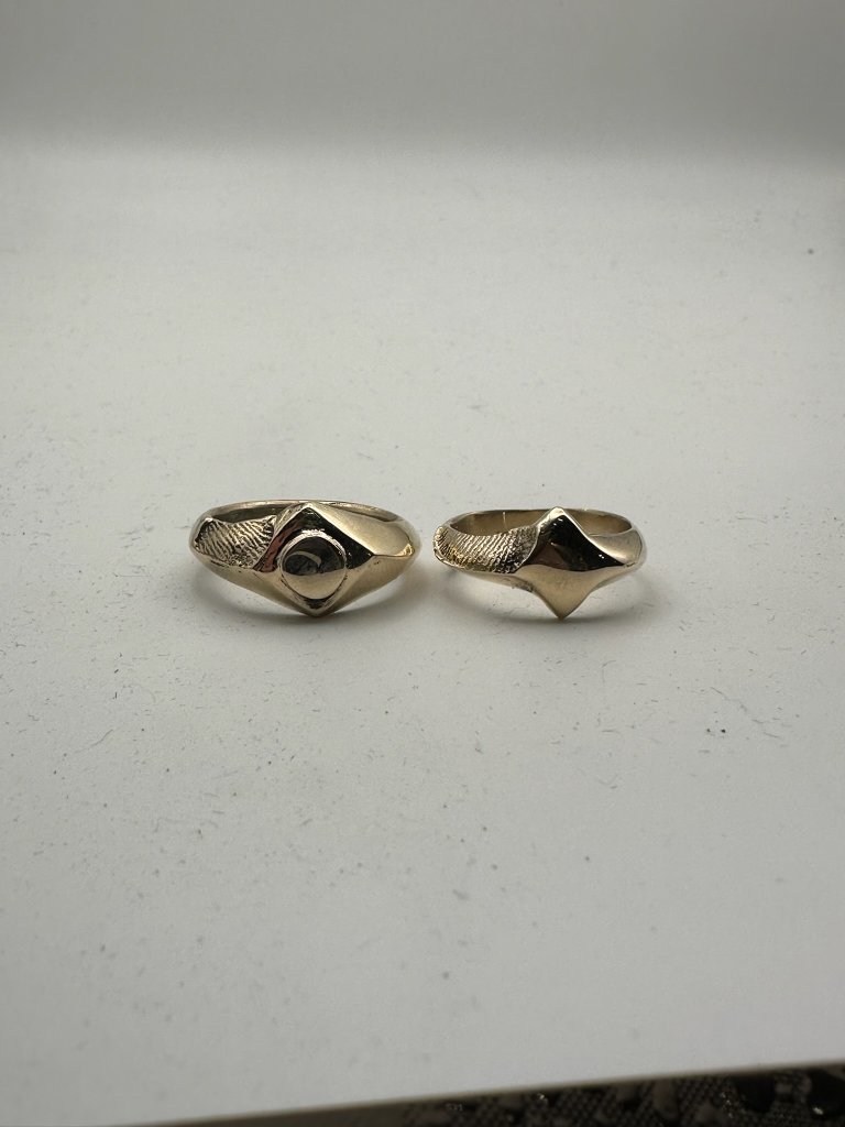 Custom gold wedding bands