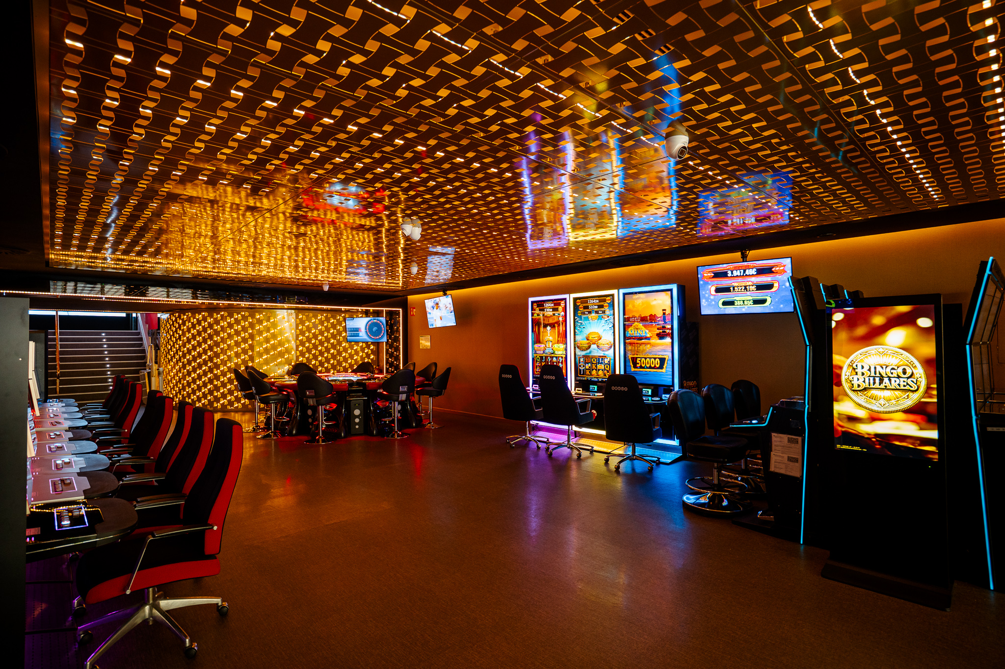 Interior de la sala Bingo Billares