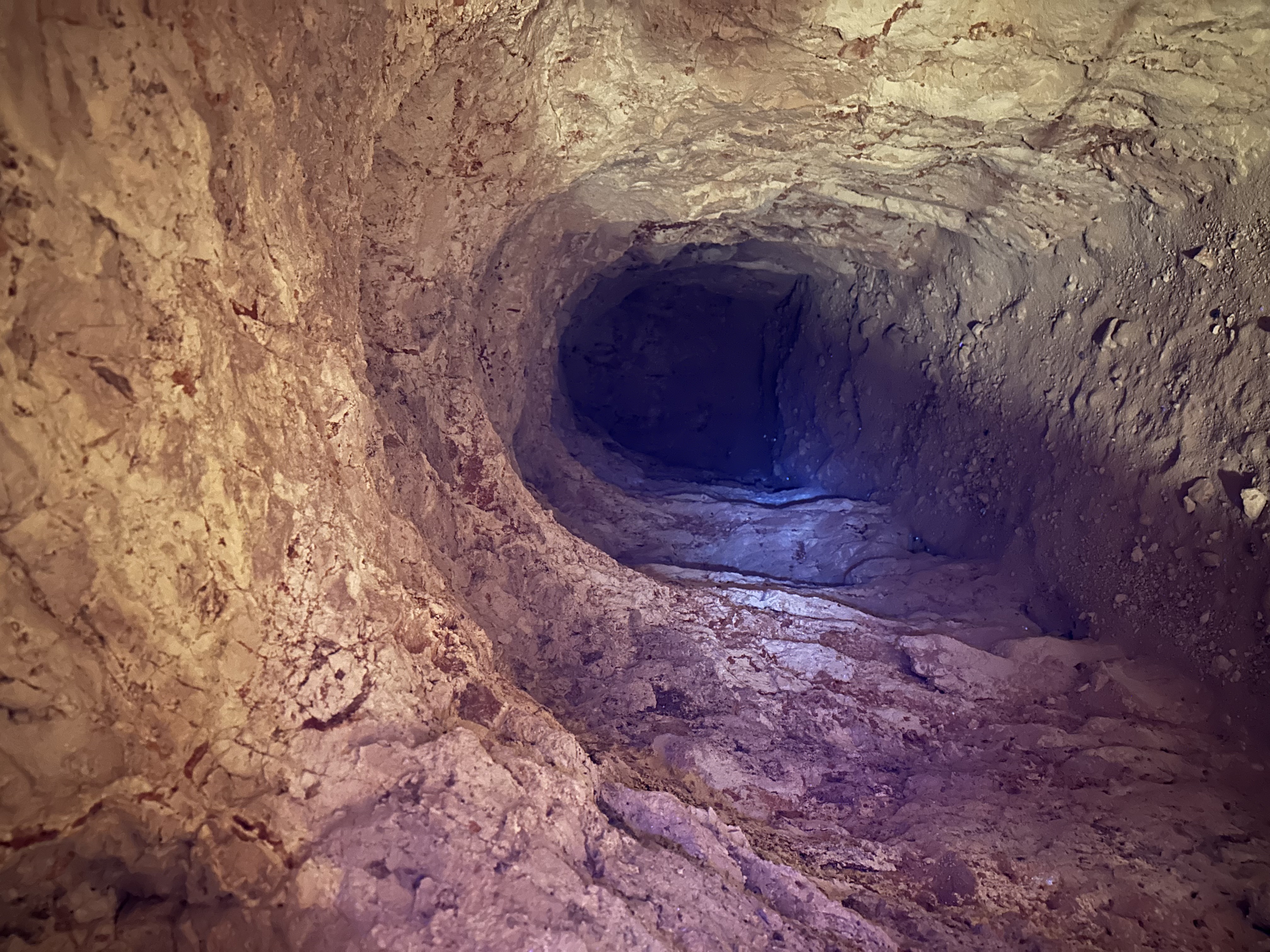 Heading down into the old workings at Tom's Opal Mine