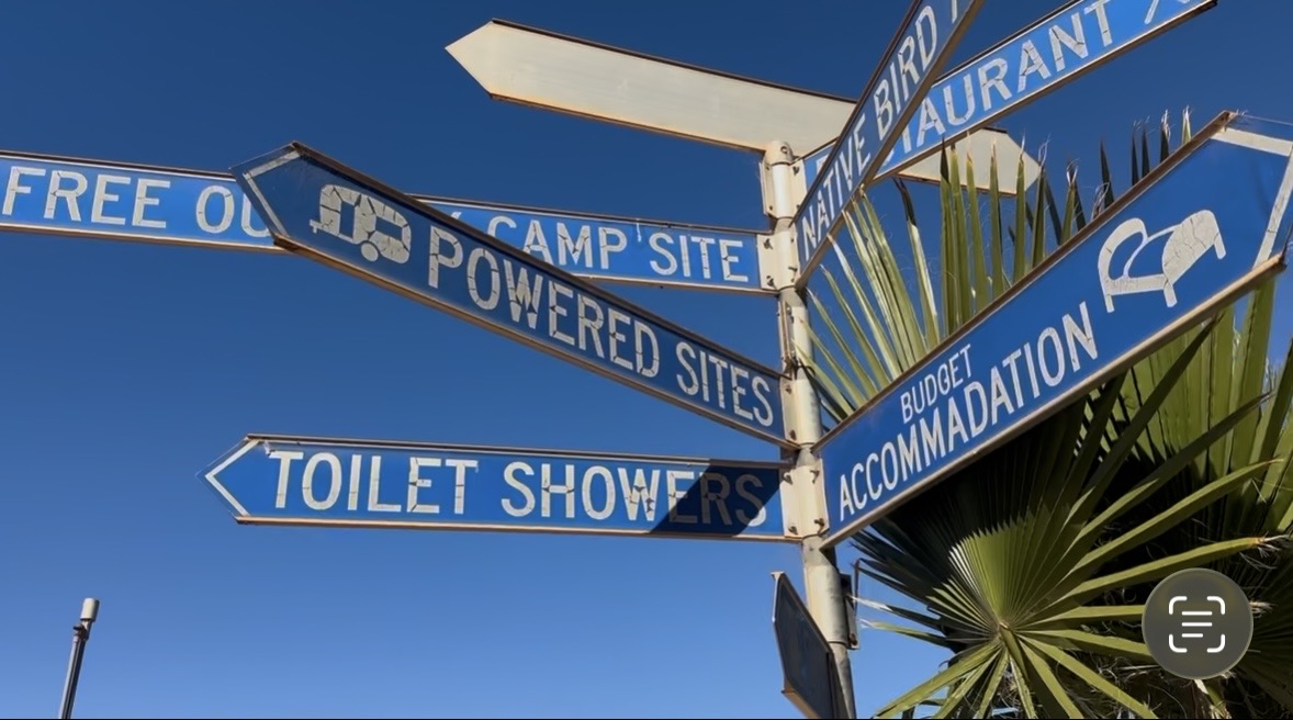 Curtin Springs – Two Nights, a Talking Cockatoo & Our First Glimpse of Uluru