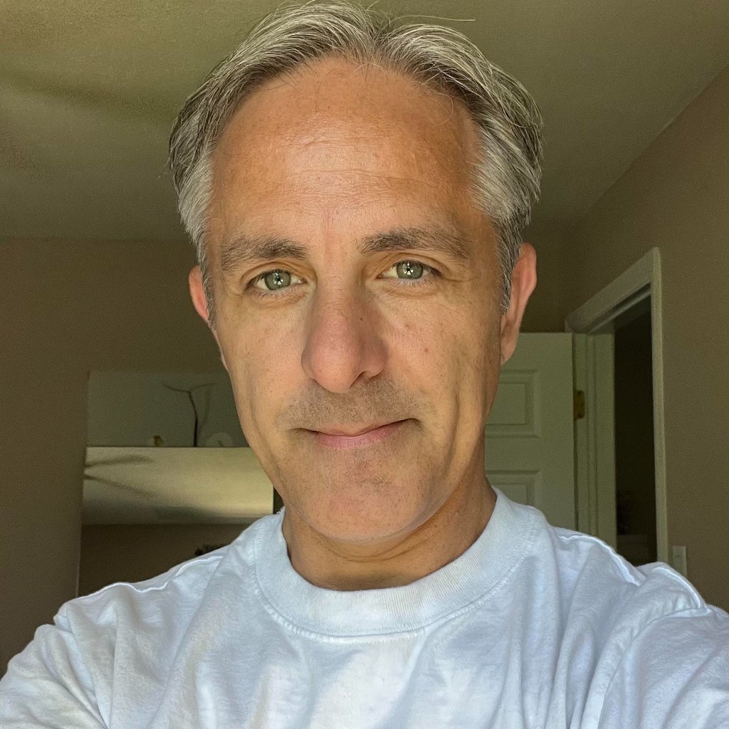 EstateSalen Founder