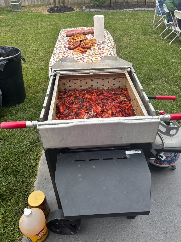 Fresh crawfish boil — backyard catering at its finest 🦞