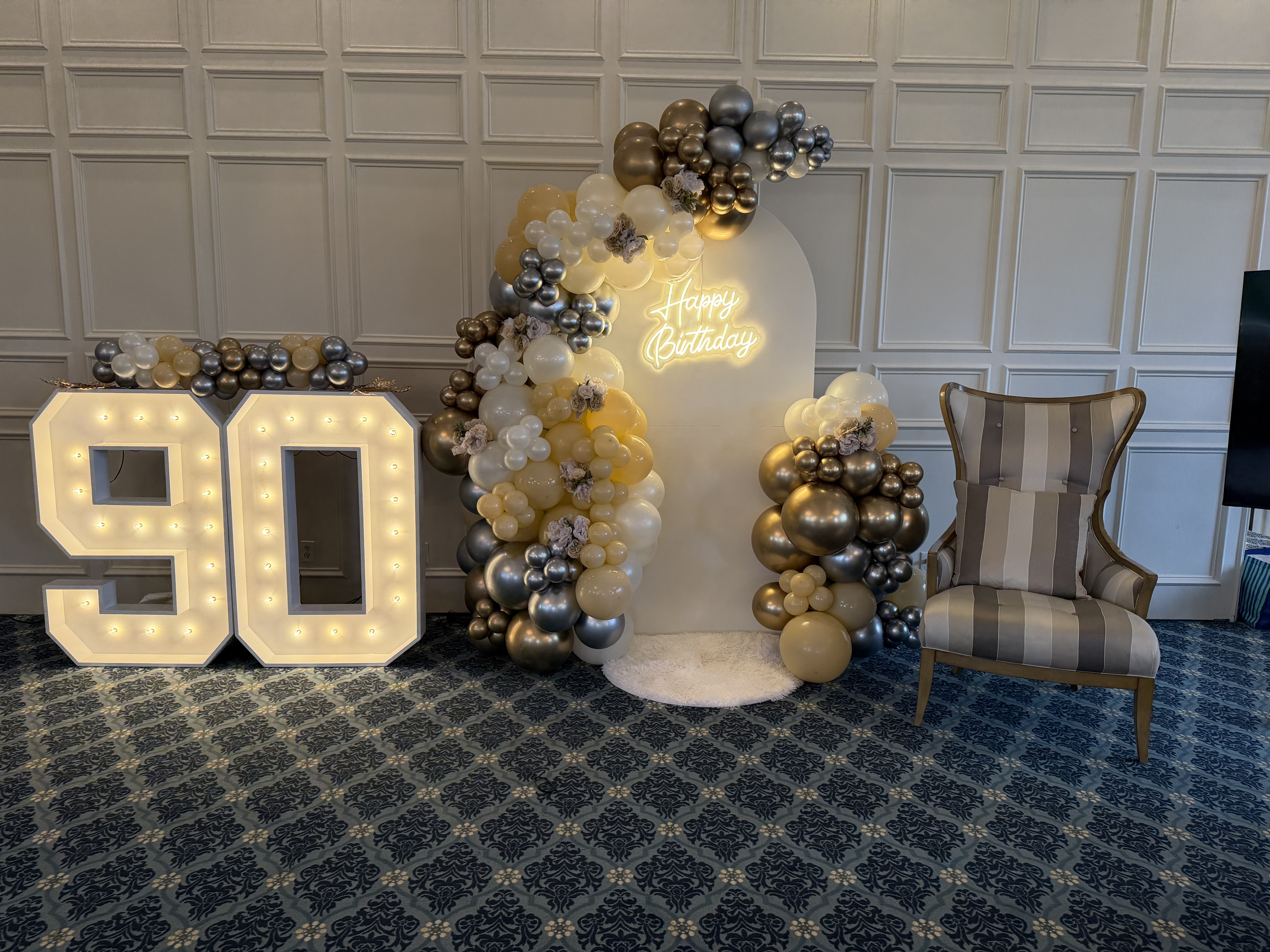 Milestone birthday arch — gold, silver & blush balloons ✨