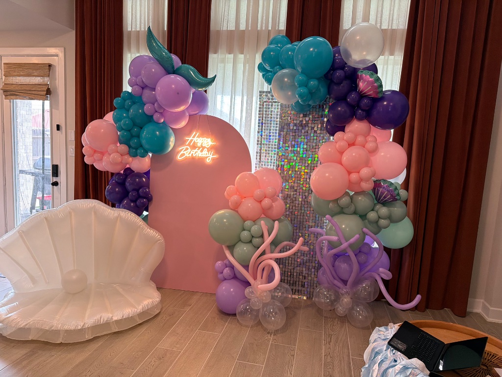 Mermaid arch — teal, purple & pink enchantment 🧜‍♀️