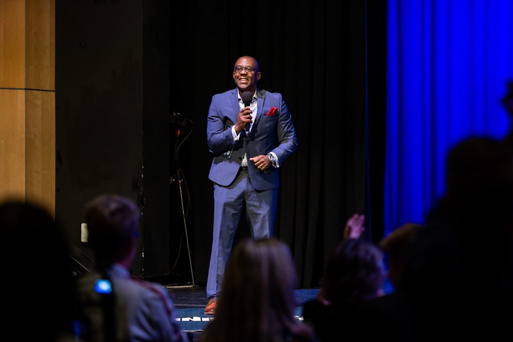 How to Turn a Business Lesson Into a Memorable Talk