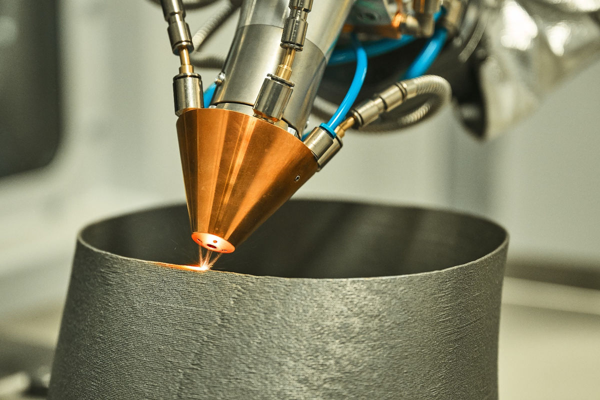Czinger 21C Spyder: 23% Additively Manufactured BioLogic Chassis via Divergent
