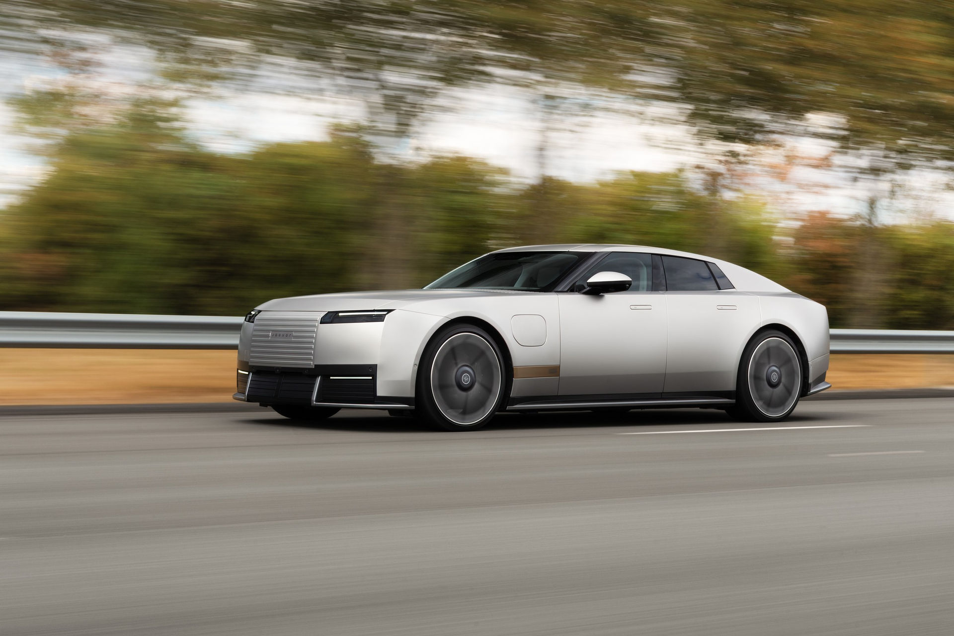 Jaguar Type 01 unveiled in New York: 1,030 PS JEA four-door EV GT to be built at Solihull from 2027