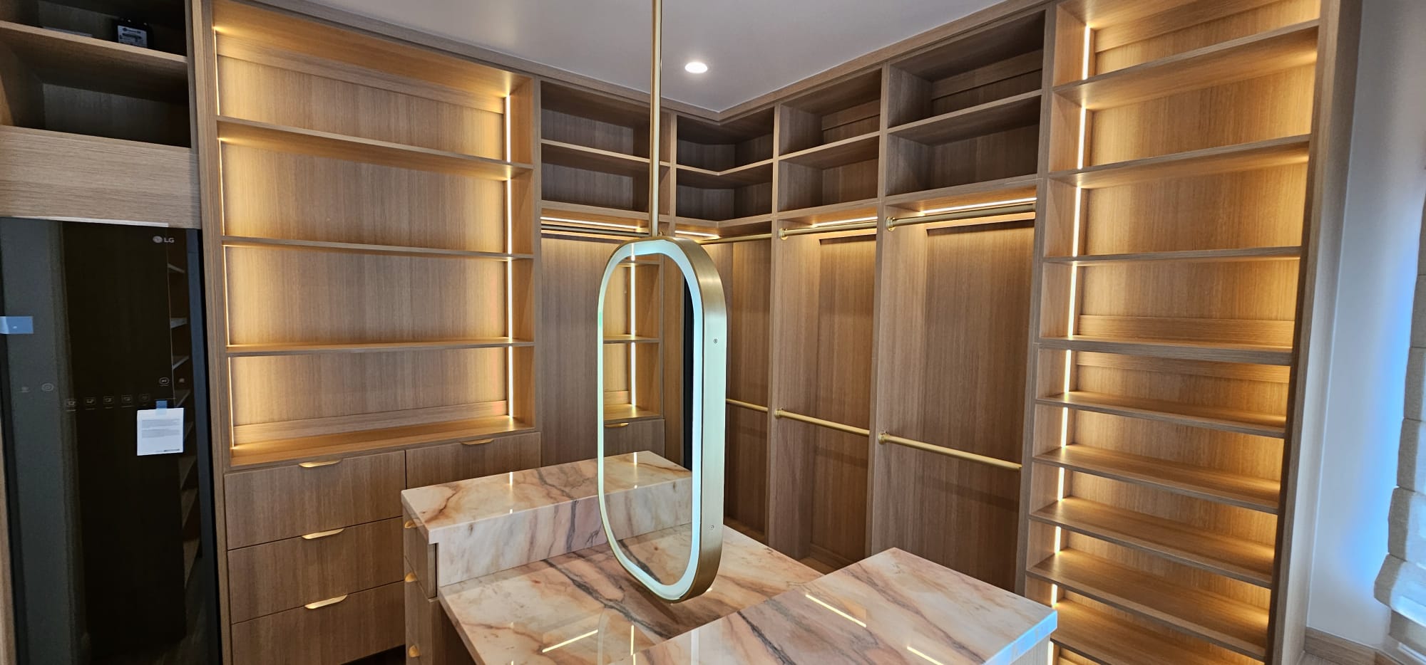 Beverly Hills Walk in Closet - Image 9