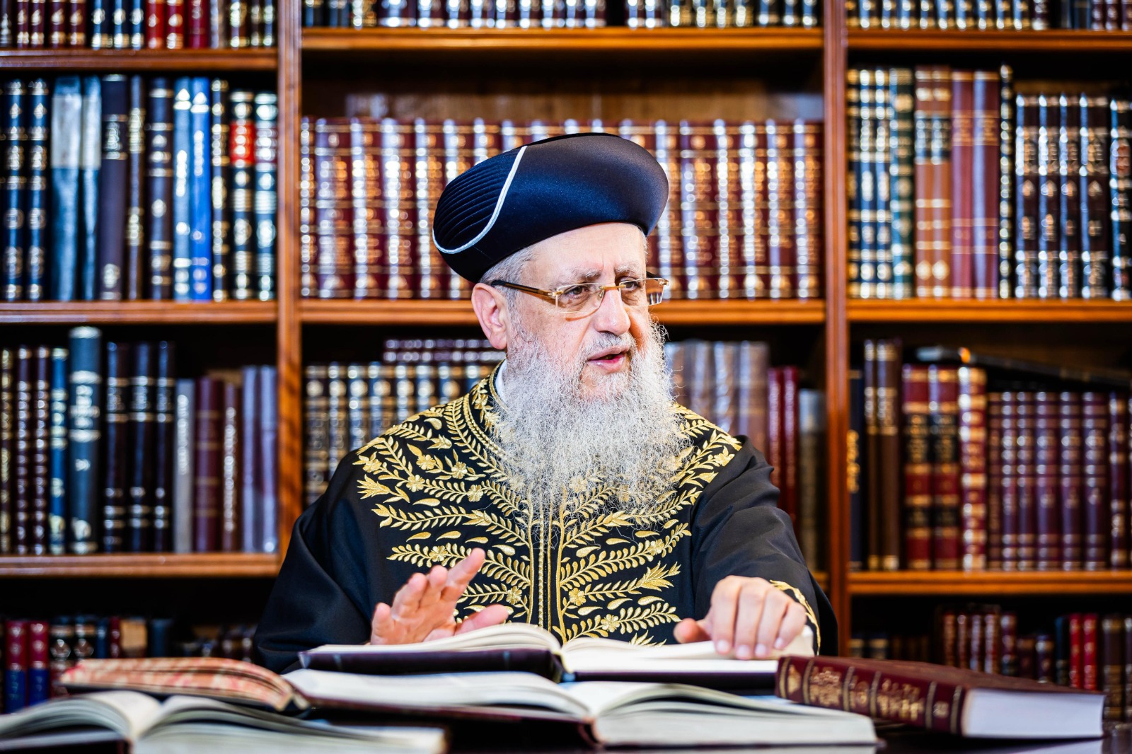 הדרמה ההלכתית מאחורי חתונת הענק והצעד המפתיע של הראשל"צ