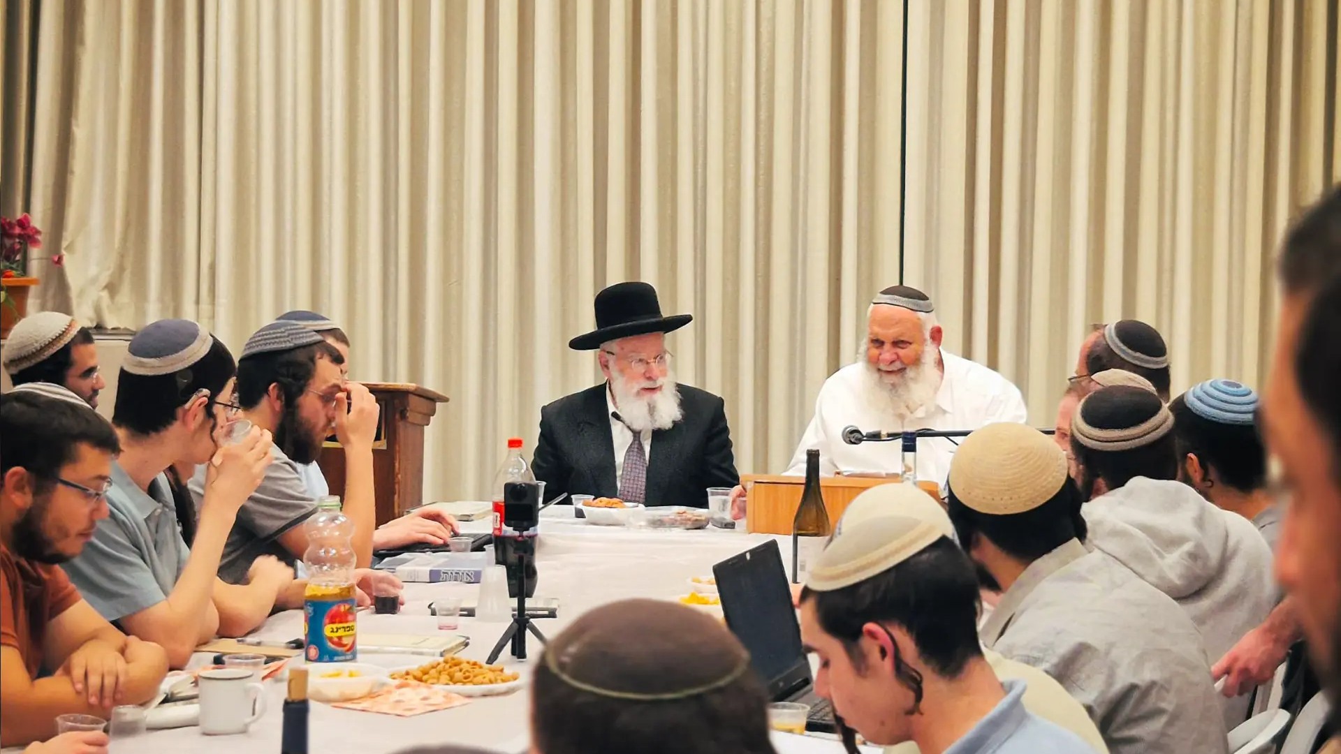 מעמד היסטורי בישיבת מרכז הרב