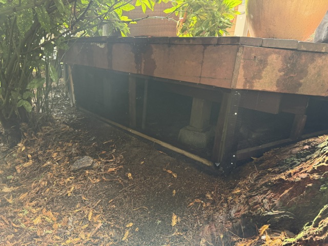 Underdeck mesh enclosure installation