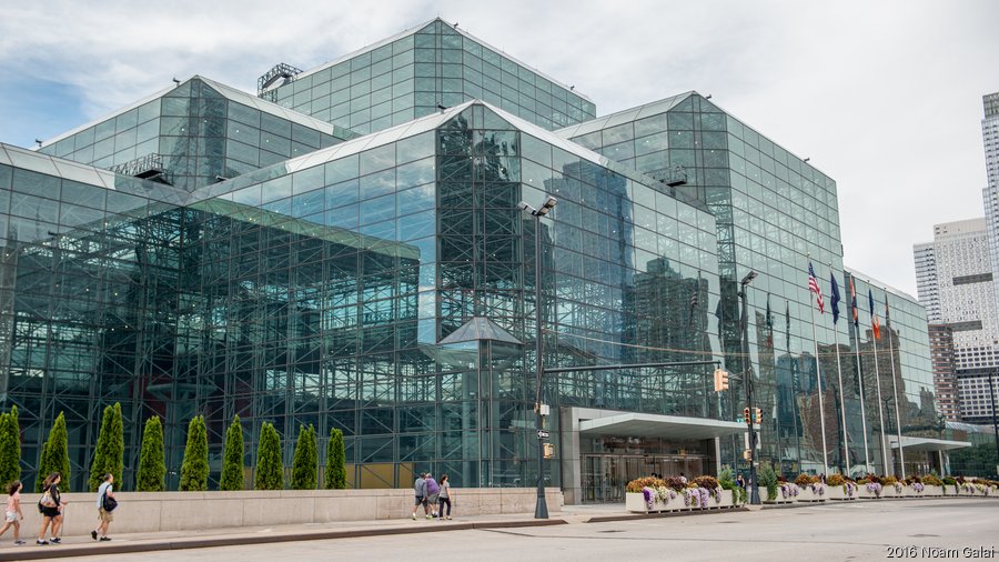 NYC trade show videographer filming at Javits Center