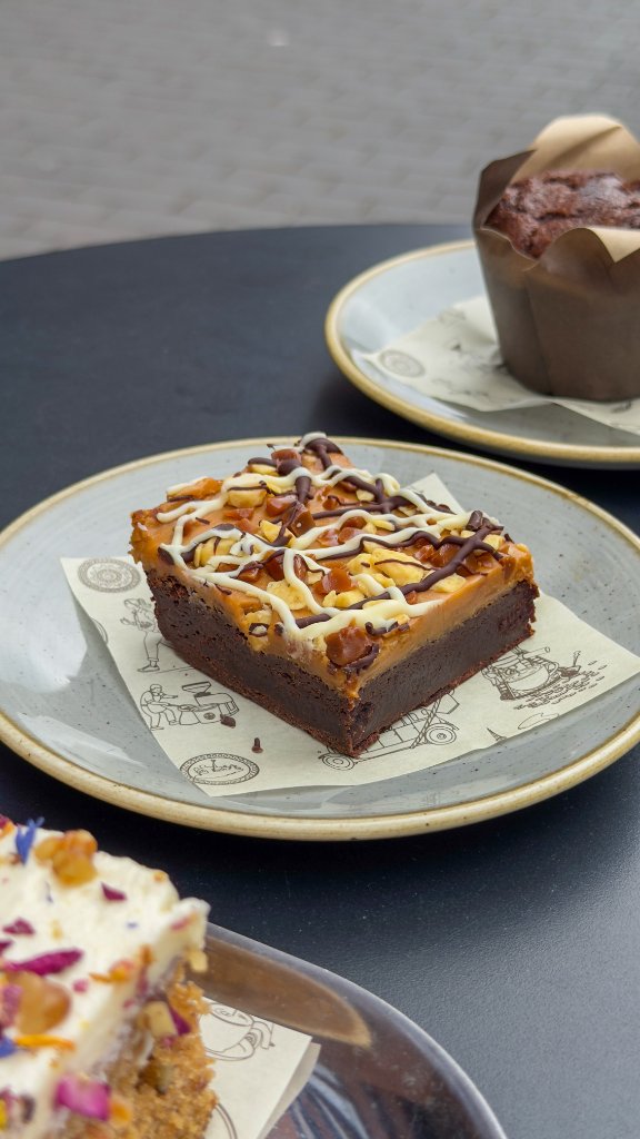 Small Salted Caramel Brownie
