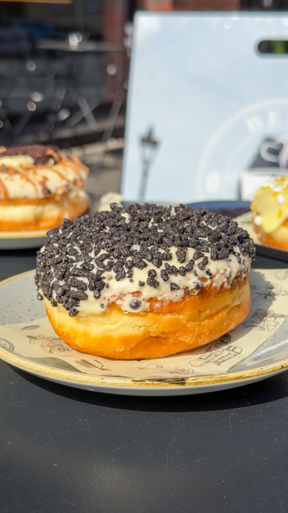 Cookies Cream Doughnut