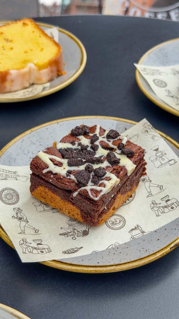 Cookies and Cream Brookie