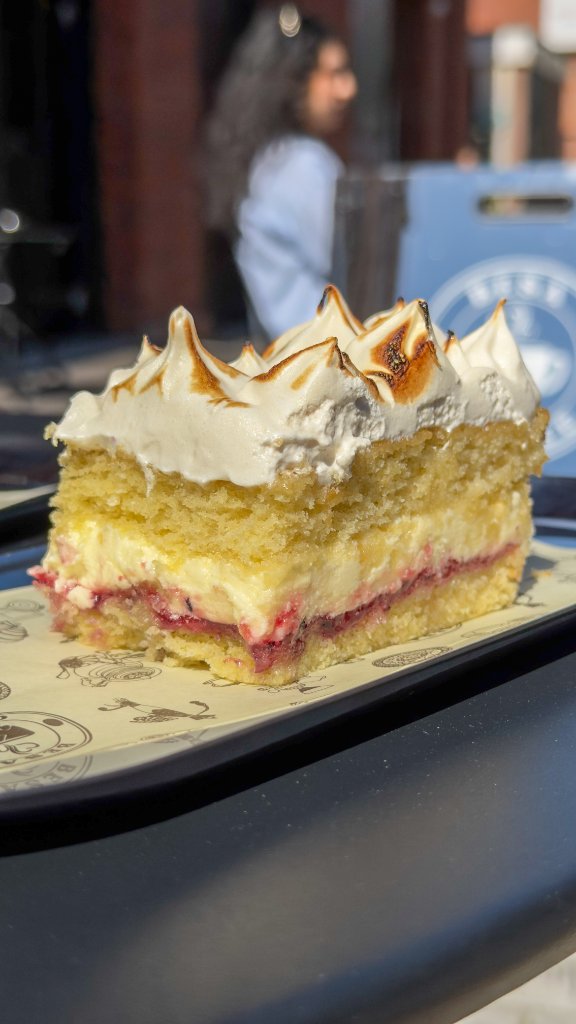 Victoria Sponge Slice