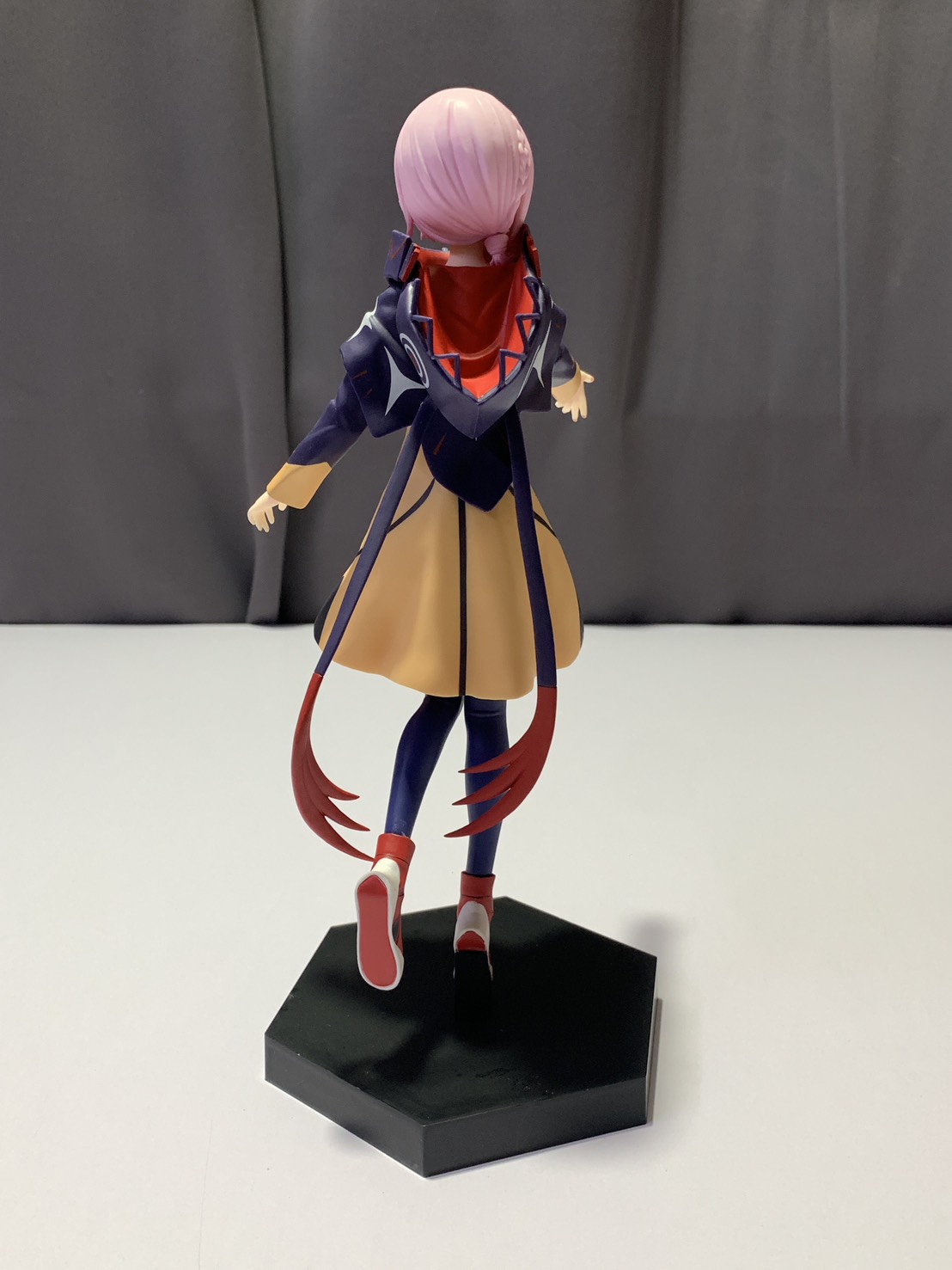 YU006-008 Figure Model 4