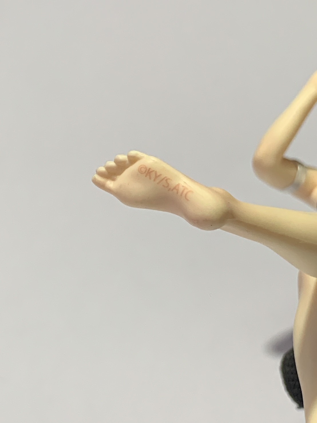 YU006-018 Figure Model 9