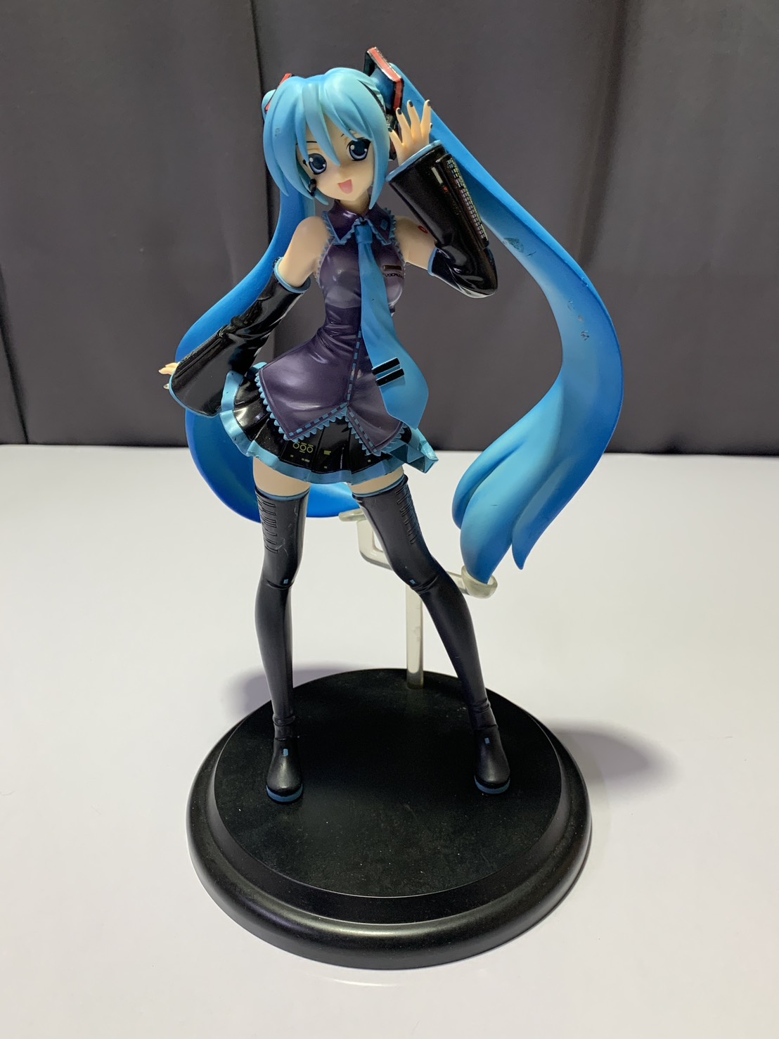 YU006-087 Figure Model 3