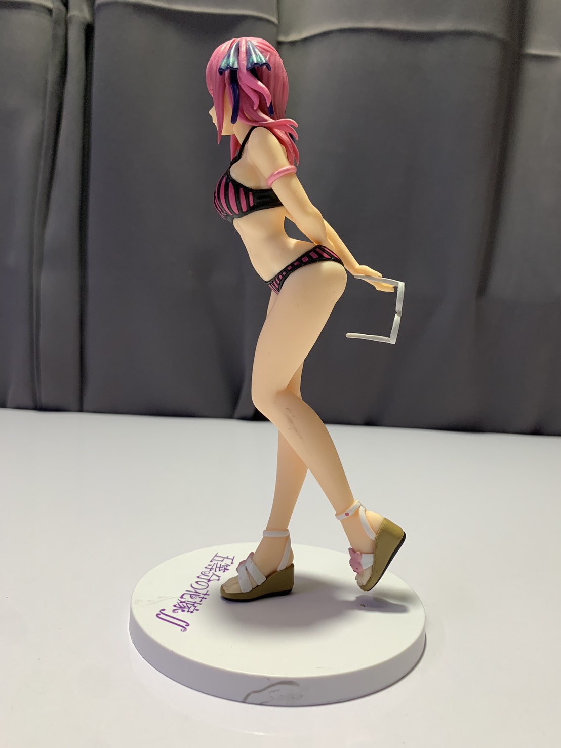 YU006-043 Figure Model 6