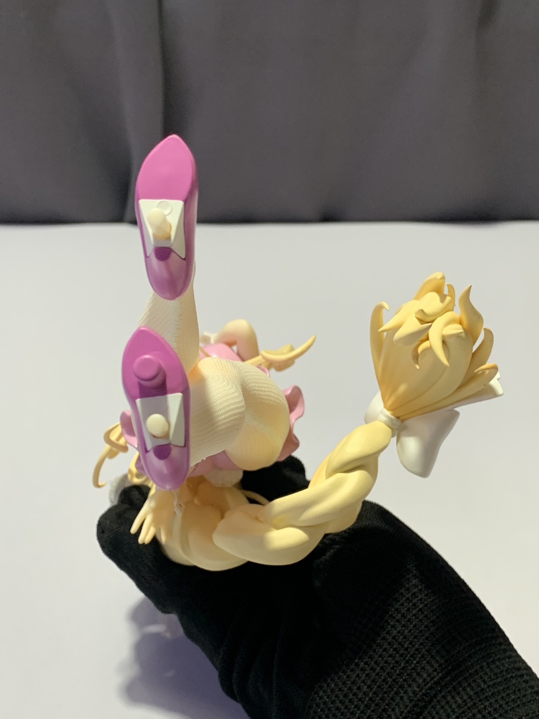 YU006-042 Figure Model 9