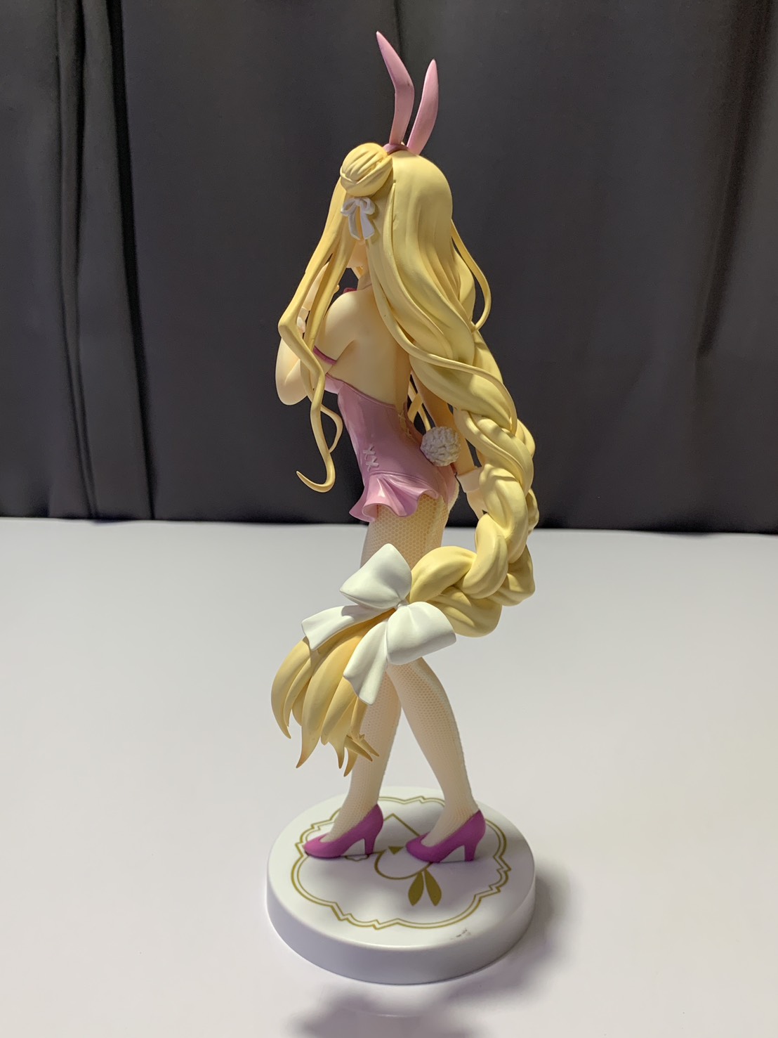 YU006-042 Figure Model 6