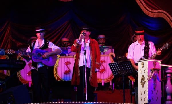 Showorchester Barelli live