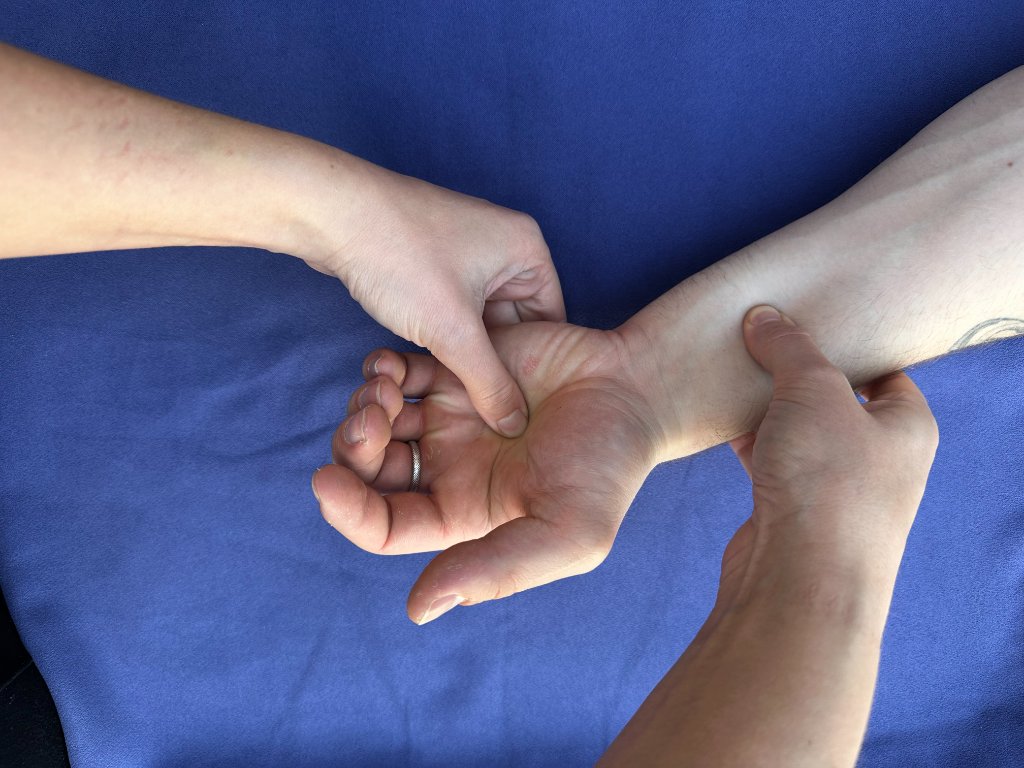 Digitopuncture