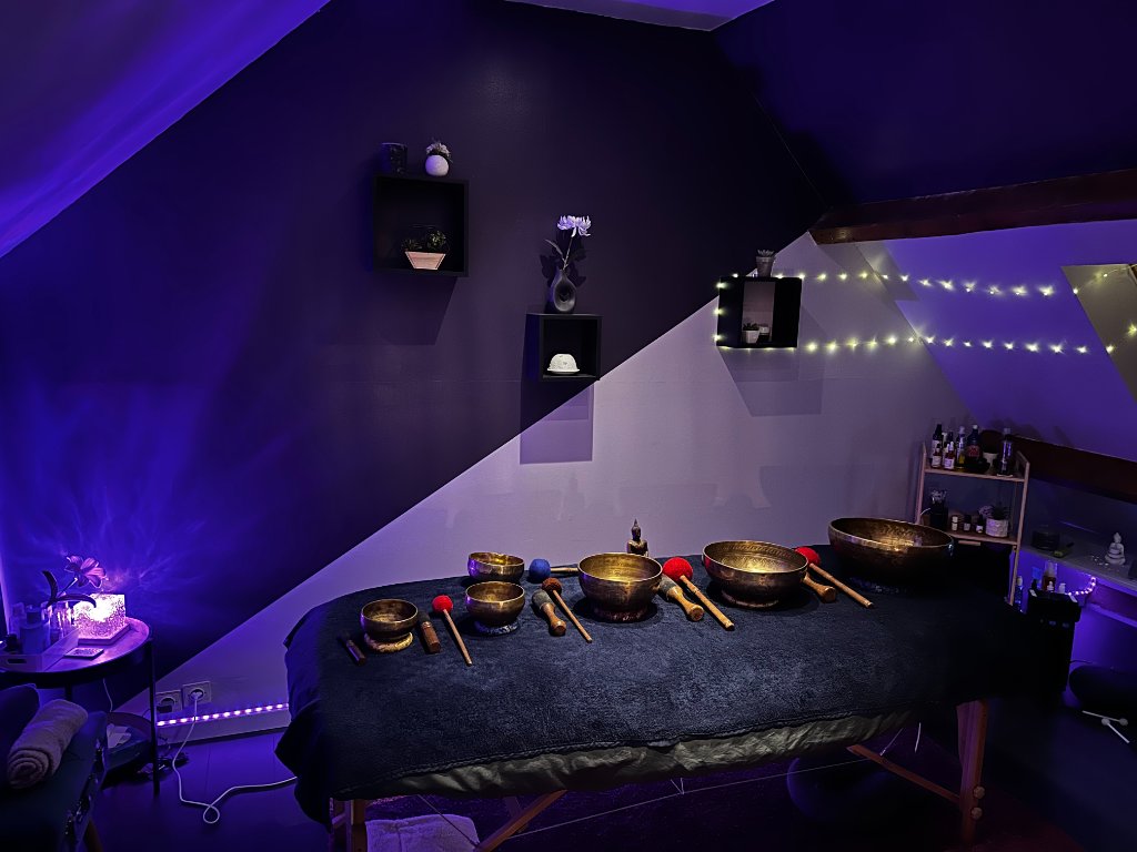Salle ambiance violette