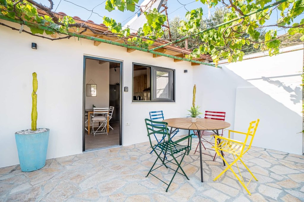 Sunset Terrace Cozy Flat