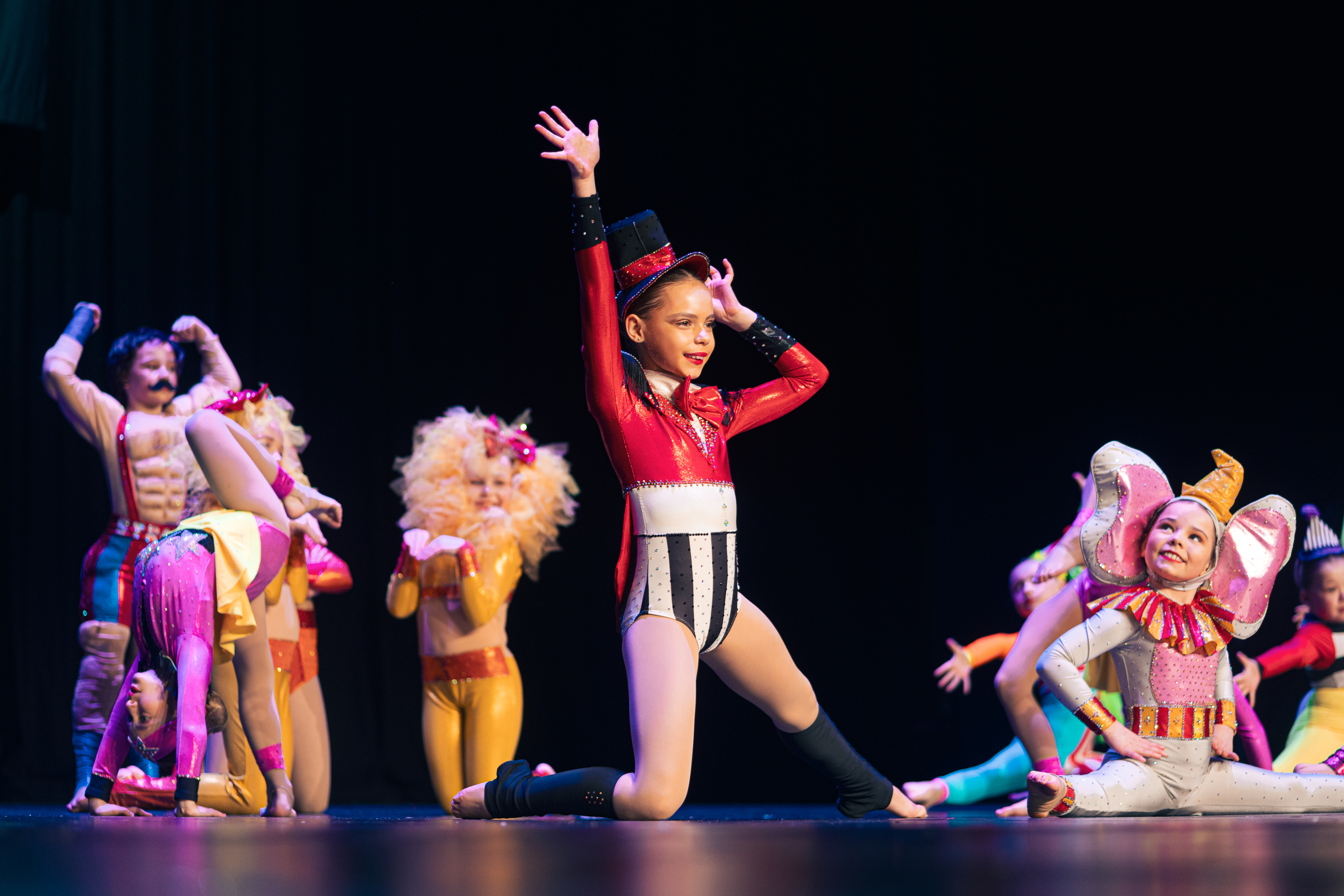 That's Showbiz dance competition performance - photo 3