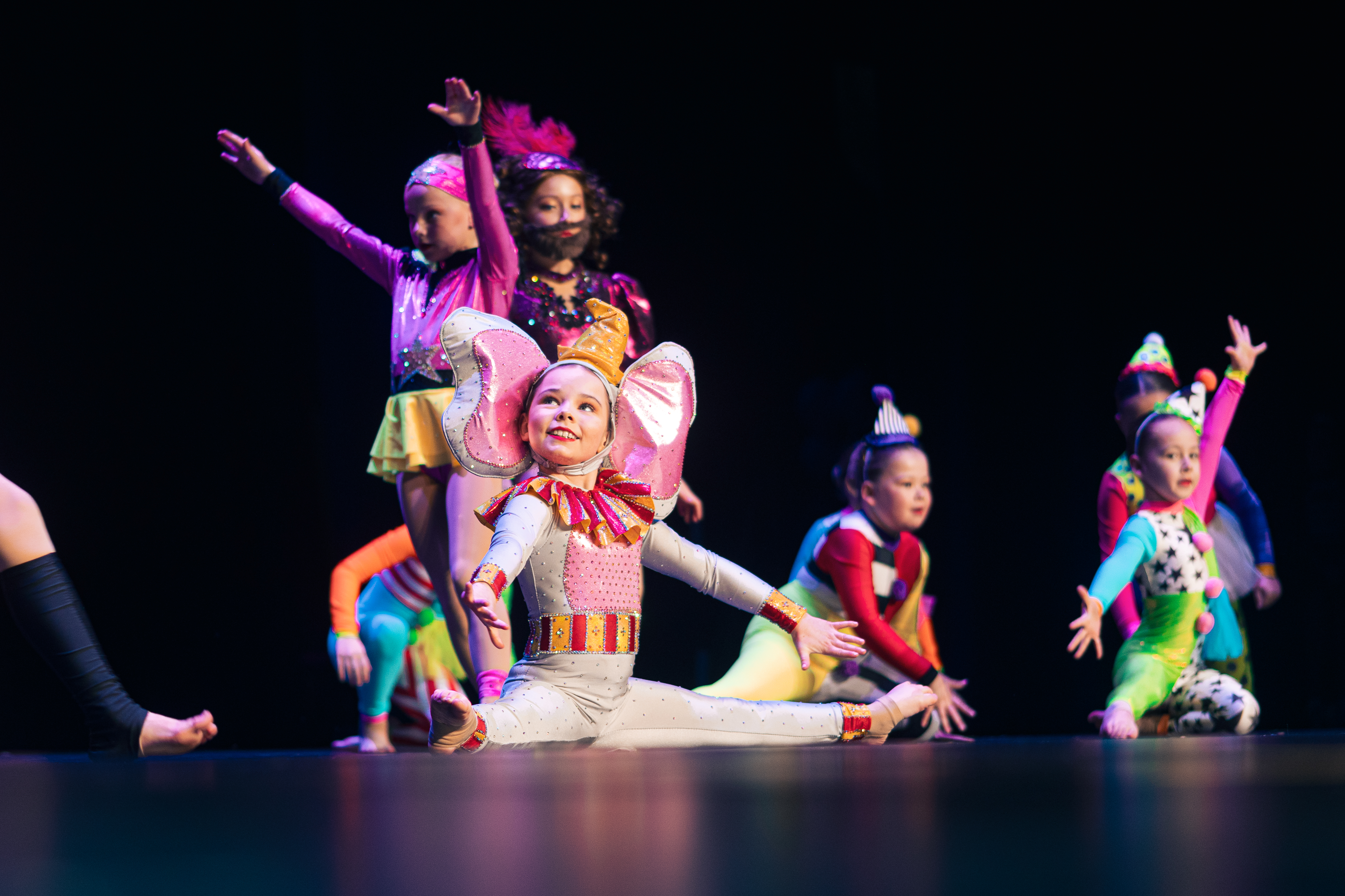 That's Showbiz dance competition performance - photo 29