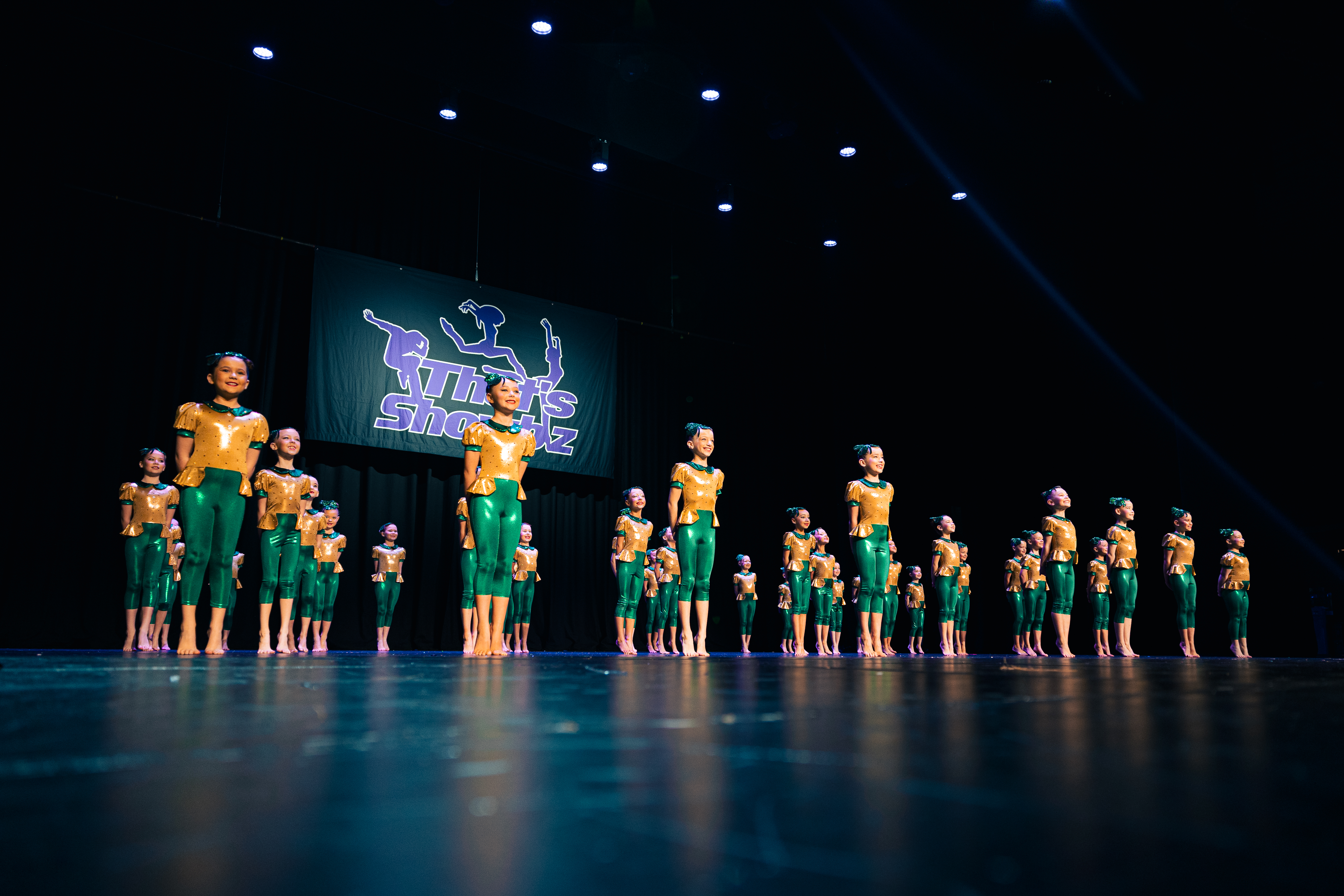That's Showbiz dance competition performance - photo 7