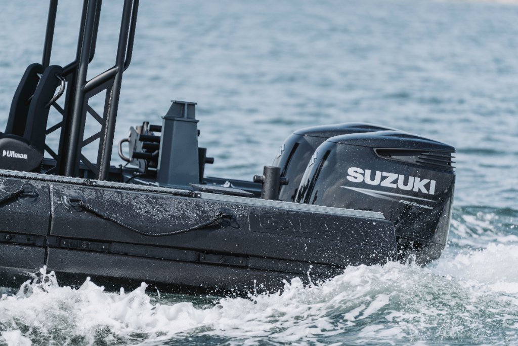 Suzuki Outboard Engine