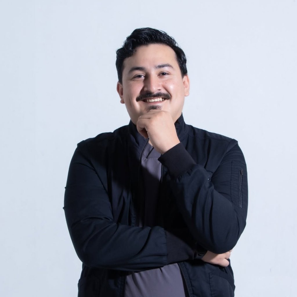 Dr. Javier Villarreal