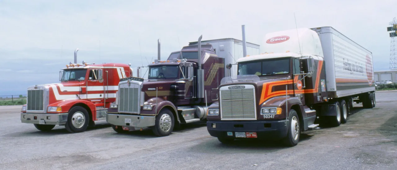 Federal Government Strips California of $160 Million Over Illegal Trucker Licenses