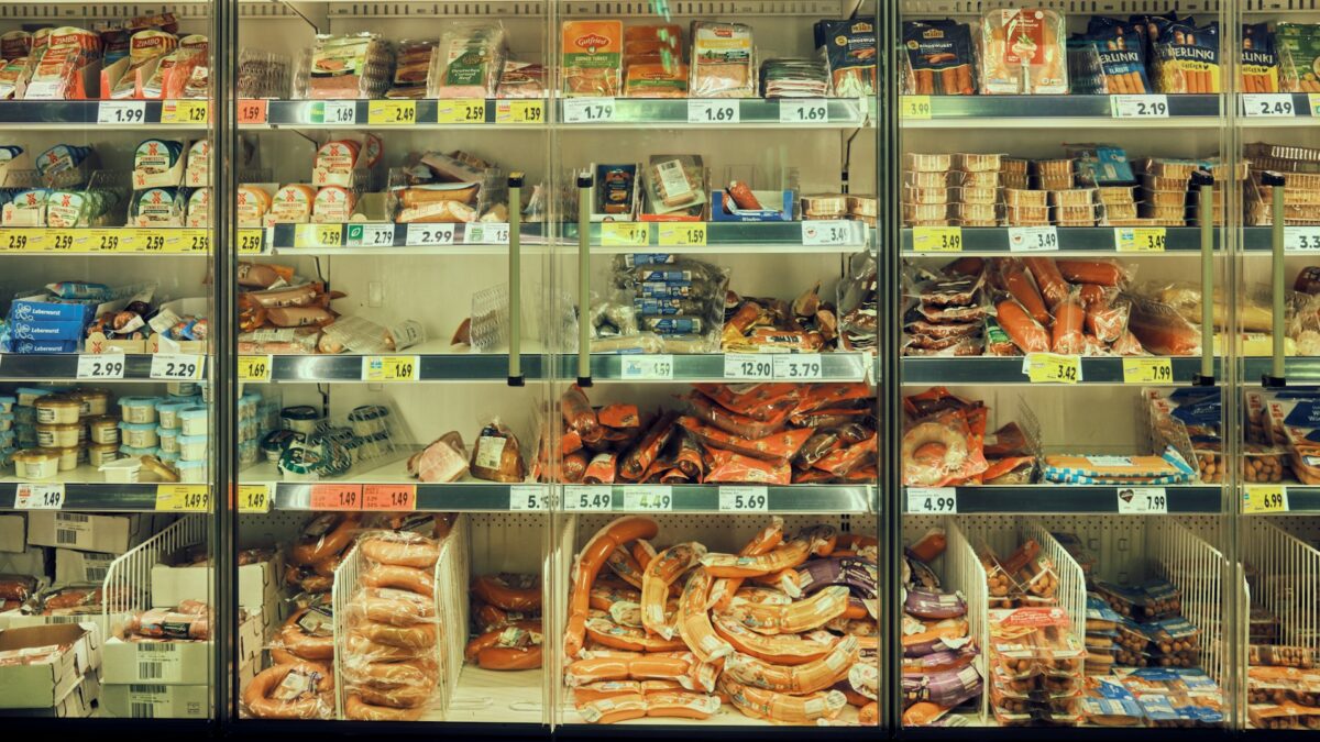 The Middle Class Can’t Keep Up With Persistent Inflation Forever