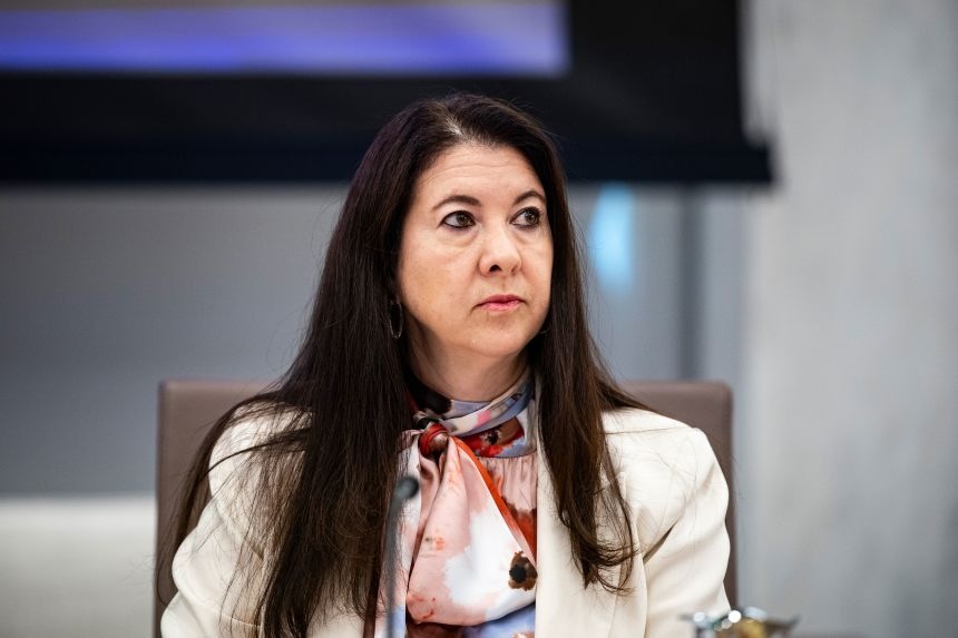 Biden-Appointed Fed Governor Investigated For Stock Trade Violations Before Resigning