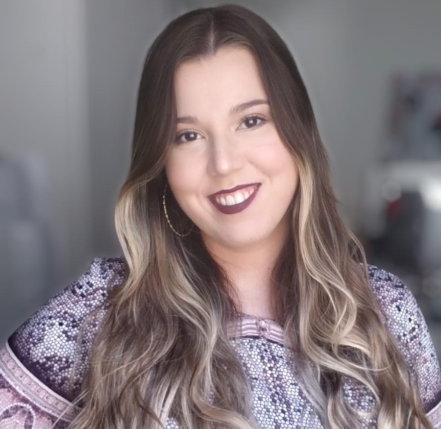 Bruna Costa, professora de inglês e fundadora da Yellow Fox