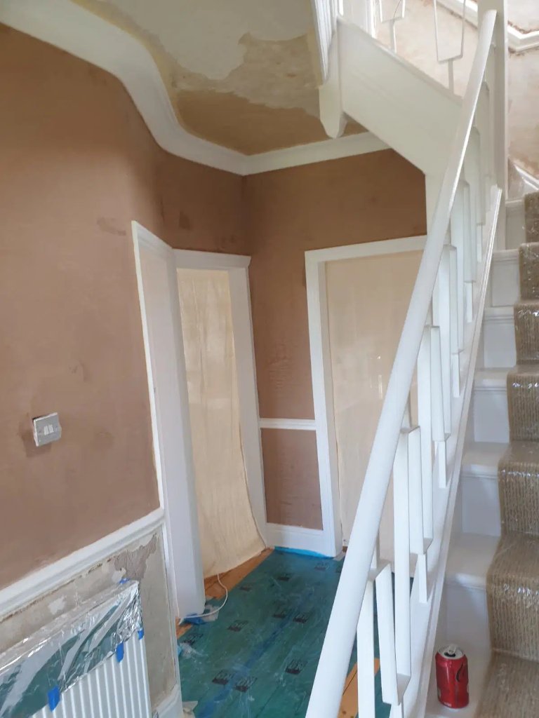 Ceiling plastering — Enfield North London