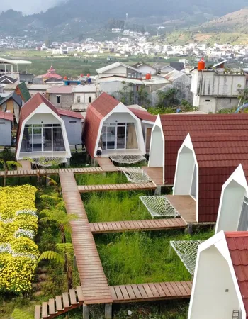 Hillside Cluster