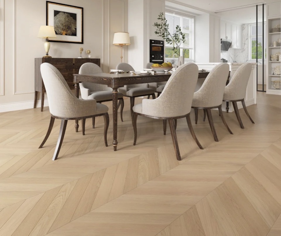 Chevron Engineered 14/3x90x510 - Invisible Finish Lac Prime AB Grade